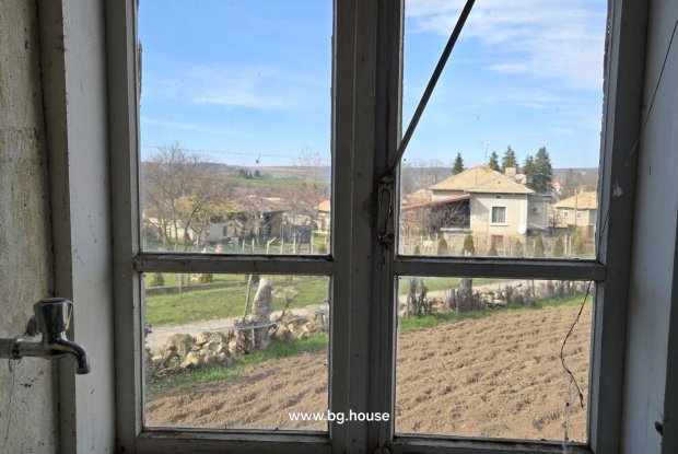 Image No.17-3 Bed House for sale
