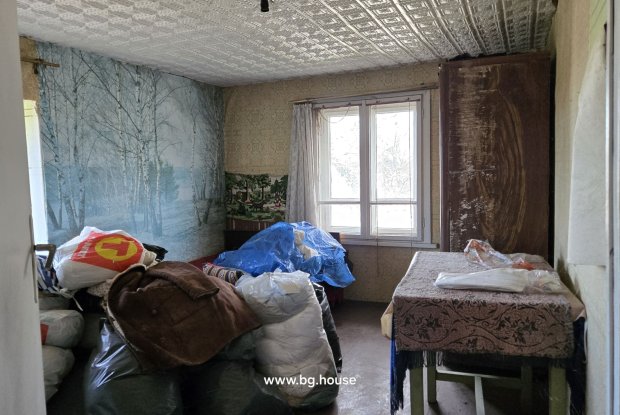 Image No.10-3 Bed House for sale