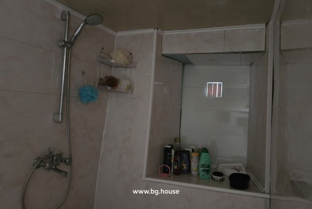 Image No.13-2 Bed House for sale