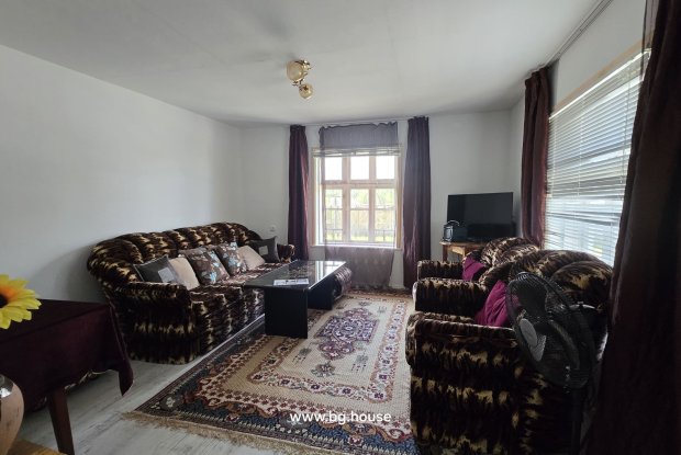 Image No.15-2 Bed House for sale