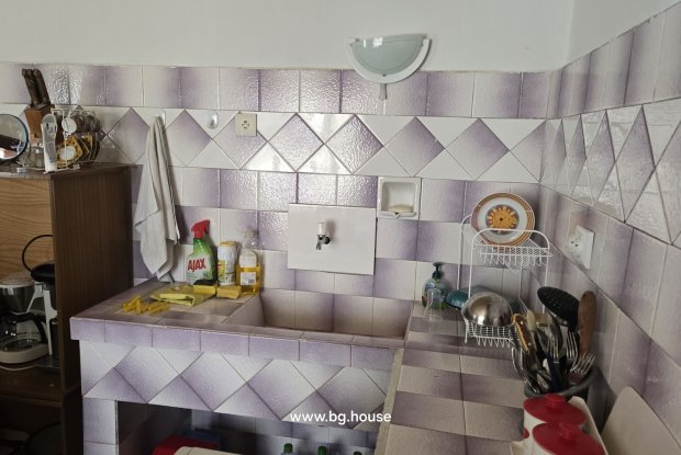 Image No.18-2 Bed House for sale