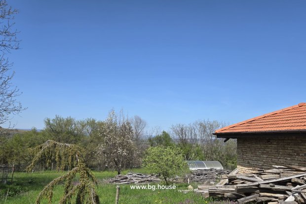 Image No.12-2 Bed House for sale