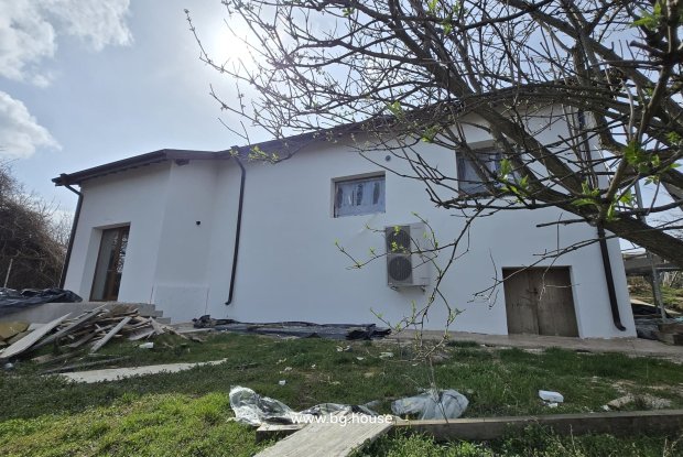 Image No.3-2 Bed House for sale