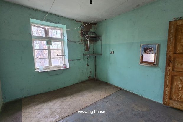 Image No.14-3 Bed House for sale