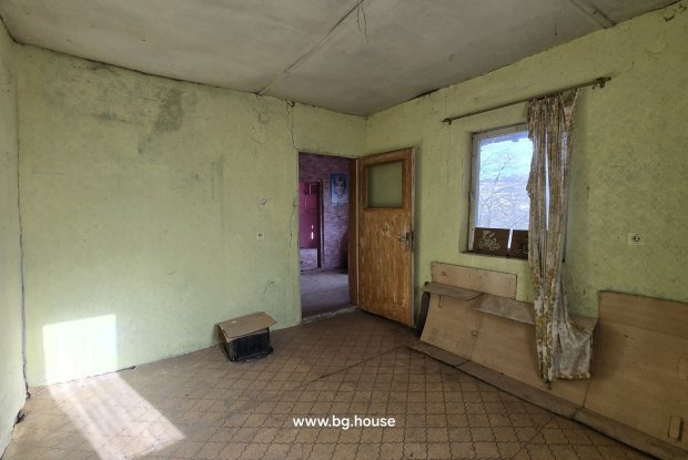 Image No.20-3 Bed House for sale
