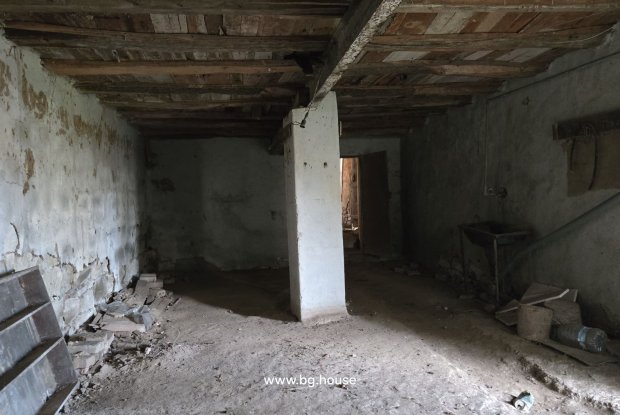 Image No.15-5 Bed House for sale