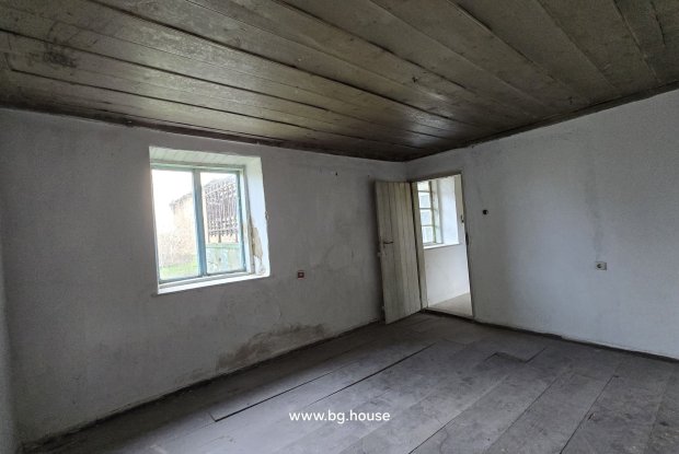 Image No.3-5 Bed House for sale