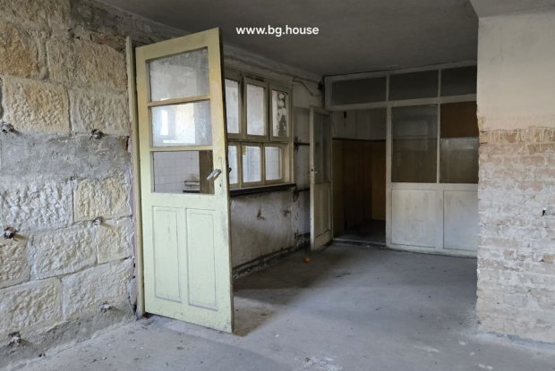 Image No.21-3 Bed Apartment for sale