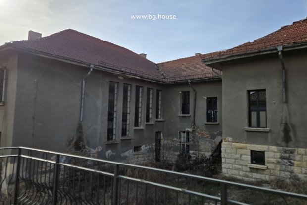 Image No.3-3 Bed Apartment for sale