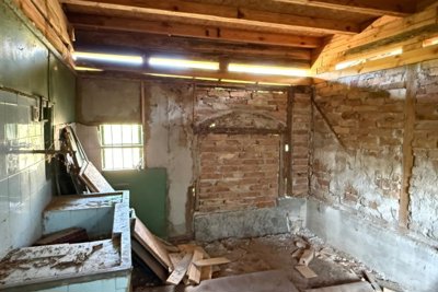 Old Bulgarian house for sale in village Osikovo (28)