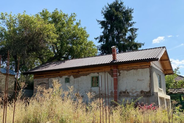 Image No.12-2 Bed House for sale