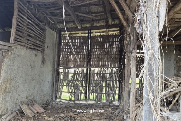 Image No.15-3 Bed House for sale