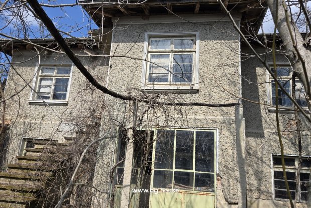 Image No.21-3 Bed House for sale