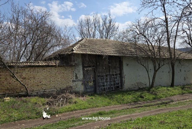 Image No.4-3 Bed House for sale