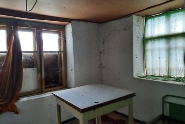 Image No.13-4 Bed House for sale