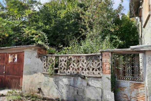 Image No.20-4 Bed House for sale