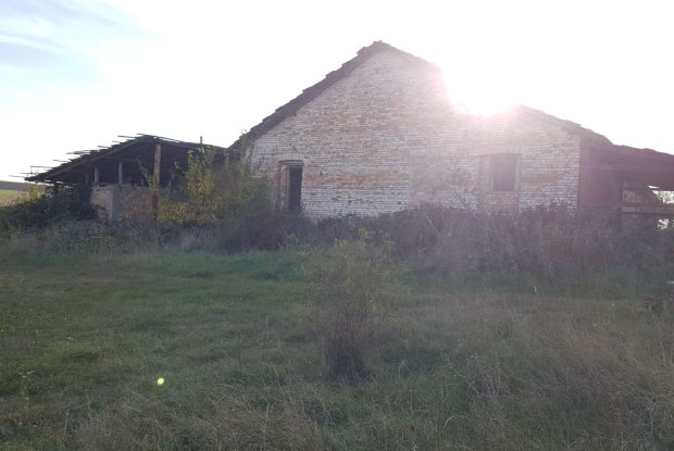 Image No.11-Farmhouse for sale