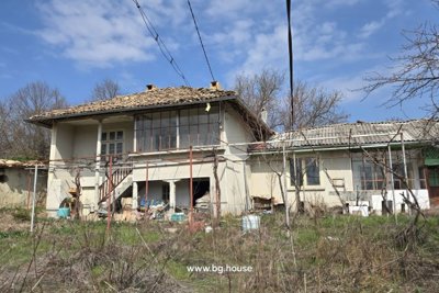 1 - Popovo, House