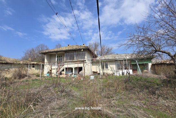 Image No.11-4 Bed House for sale