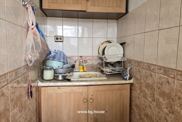 Image No.22-4 Bed House for sale