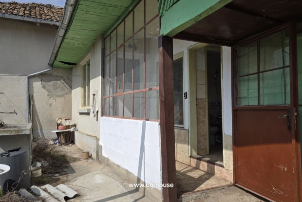 Image No.4-4 Bed House for sale