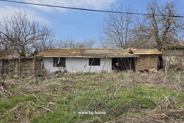 Image No.7-4 Bed House for sale