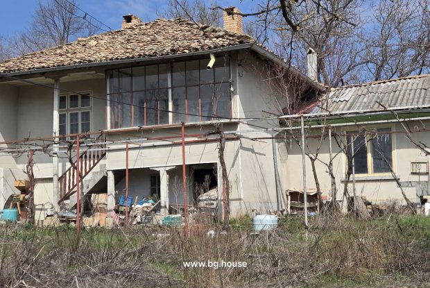 Image No.9-4 Bed House for sale