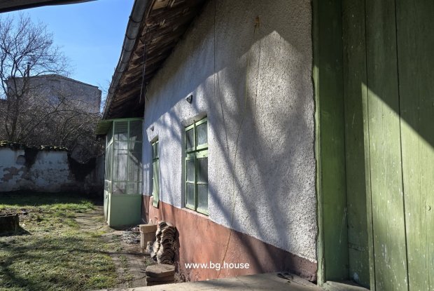 Image No.14-3 Bed House for sale