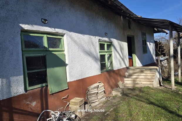 Image No.26-3 Bed House for sale