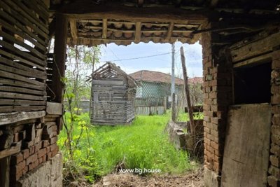 Bulgarian rural house for sale in village Ostritsa (11)