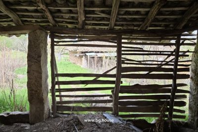 Bulgarian rural house for sale in village Ostritsa (13)