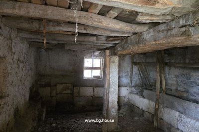 Bulgarian rural house for sale in village Ostritsa (14)