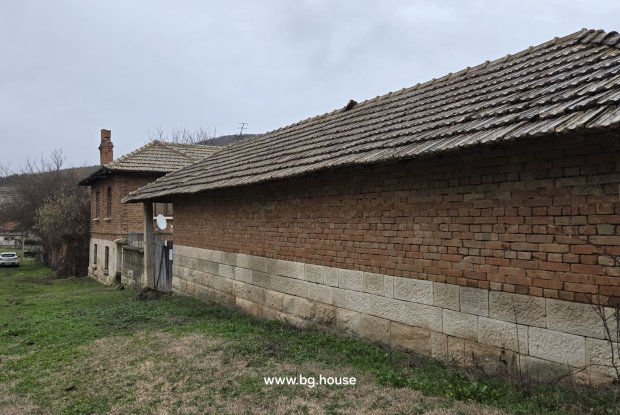 Image No.14-5 Bed House for sale