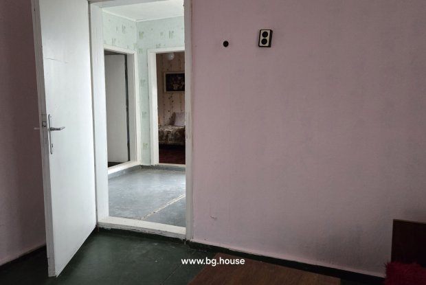 Image No.22-5 Bed House for sale