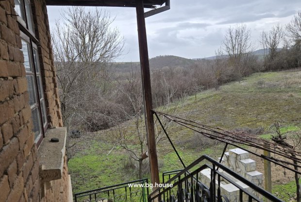 Image No.25-5 Bed House for sale