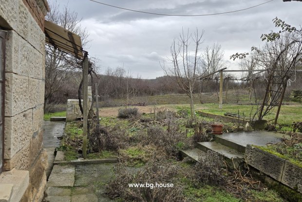 Image No.4-5 Bed House for sale