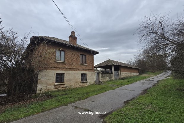 Image No.7-5 Bed House for sale