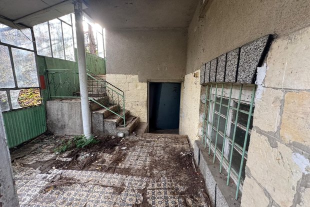 Image No.2-3 Bed House for sale
