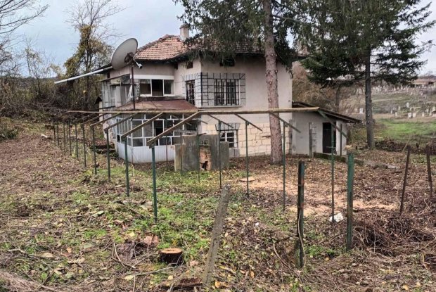 Image No.6-3 Bed House for sale