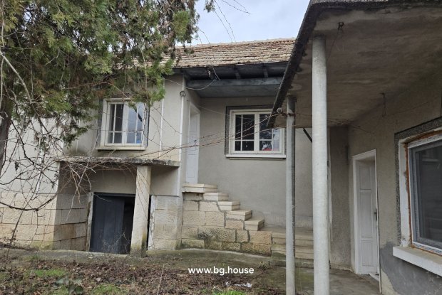 Image No.26-6 Bed House for sale