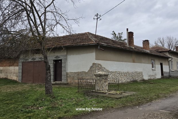 Image No.4-6 Bed House for sale