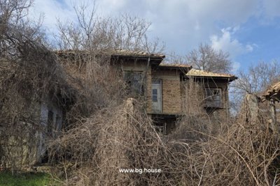 Old Bulgarian house for sale with great views in rural village Baba Tonka (26)