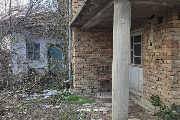 Image No.21-4 Bed House for sale
