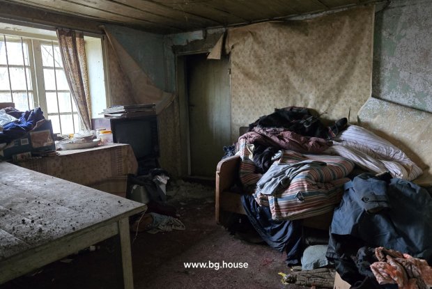 Image No.25-4 Bed House for sale