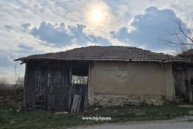 Image No.4-4 Bed House for sale