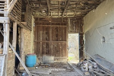 Cheap Bulgarian house for sale in village Sadina with well (40)