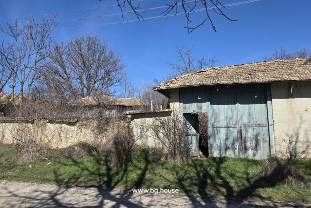 Image No.3-3 Bed House for sale