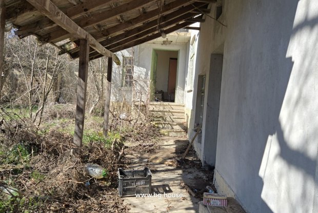 Image No.24-3 Bed House for sale