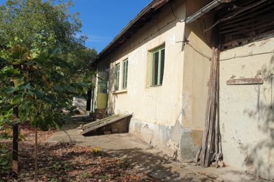 1 - Popovo, House