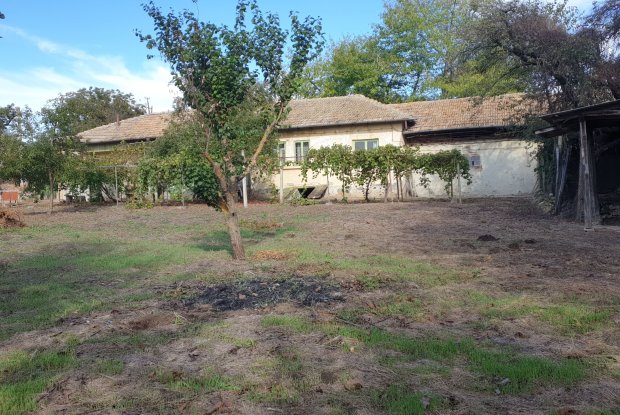 Image No.20-3 Bed House for sale